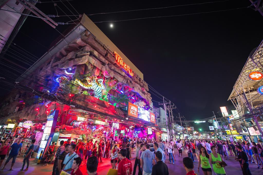 The Sr Khách sạn 2*